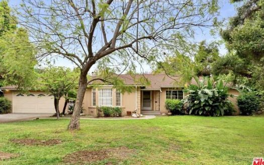 190 S Mountain Trl, Sierra Madre, CA 91024